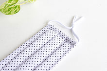Charger l'image dans la galerie, Closeup of 1 Face Mask White Ground with Small Black Dots pattern