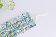 Charger l'image dans la galerie, Close up of Cotton cloth face mask, Light Green Paisley pattern