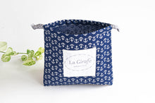 Load image into Gallery viewer, Beach Bag | Navy Anchors
