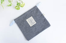 Charger l'image dans la galerie, Grey Chambray square bag with printed off-white logo showing Eiffel Towel