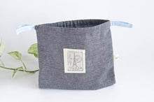 Charger l'image dans la galerie, Grey Chambray square bag with printed off-white logo showing Eiffel Towel