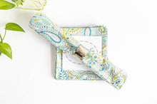 Charger l'image dans la galerie, 2 Green Paisley Napkins one is folded in a square and one is rolled