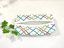 Charger l'image dans la galerie, One cotton dispenser box in a Ropes pattern