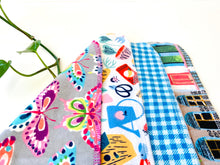 Charger l'image dans la galerie, Four flat towels with Butterfly, Checks and Garden patterns in Blue Pink and Grey colours