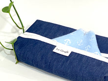 Charger l'image dans la galerie, Blue Denim Cotton Dispenser box with Blue Bamboo Handkerchief