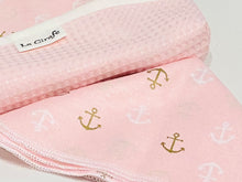 Charger l'image dans la galerie, Pink Cotton Waffle Dispenser box with Pink Bamboo Handkerchiefs with Anchor pattern