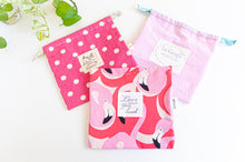 Charger l'image dans la galerie, Three square bags with various patterns