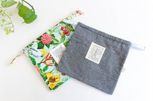 Charger l'image dans la galerie, Two Square bags with various colourful patterns