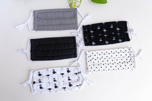 Five face mask in assorted colours and prints all Black and White