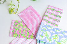 Charger l'image dans la galerie, Closeup of six face mask of 2 Pink Stripes and 4 Frogs prints