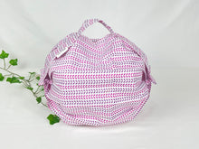Load image into Gallery viewer, Cotton bag with handle with a small leaves pattern with dark and light pink colors
