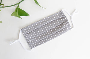 One face mask pleated, Grey ground with White Polka Dots