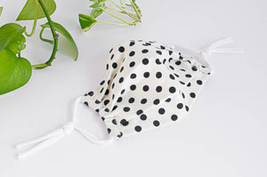 Opened face mask coton cloth Black Polka dots on white ground 