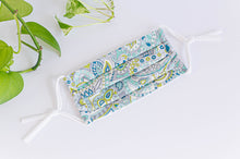 Charger l&#39;image dans la galerie, Cotton cloth face mask, Light Green Paisley
