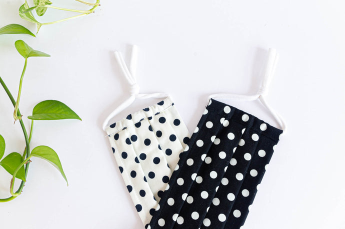 Two face masks coton cloth Black Polka dots on white ground and White Polka Dots on black ground