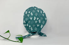 Load image into Gallery viewer, Back view of Women cotton scrub cap Whit Cactus Pattern printed on Green
